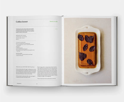 The Regional Italian Cookbook: Recipes from the Silver Spoon